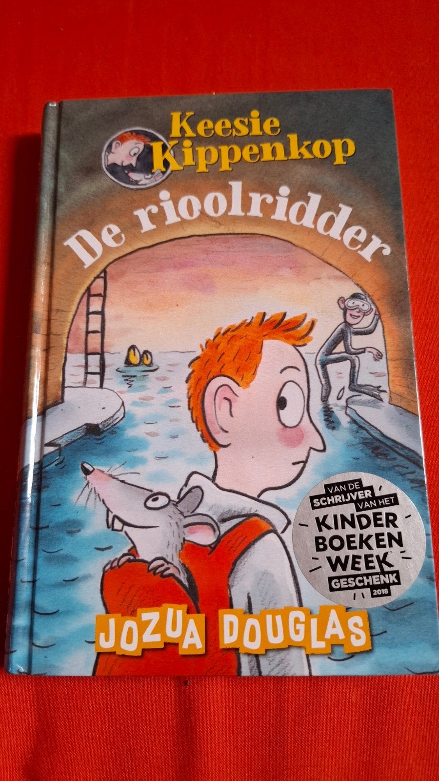 Keesie Kippenkop De rioolridder - Jozua Douglas, Ophalen of Verzenden, Zo goed als nieuw, Jozua Douglas, Fictie algemeen