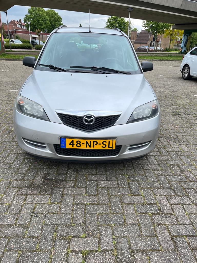 Mazda 2 1.2  2004 Grijs, Auto's, Mazda, Particulier, Benzine, Euro 4, C, MPV, Handgeschakeld, Origineel Nederlands, Zilver of Grijs