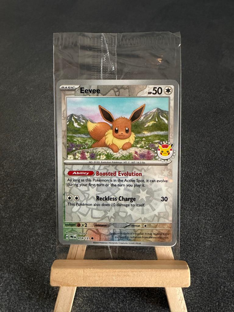 Eevee 074/131 - Cosmos Holo - Pokemon - Stamped & Sealed, Ophalen of Verzenden, Nieuw, Losse kaart