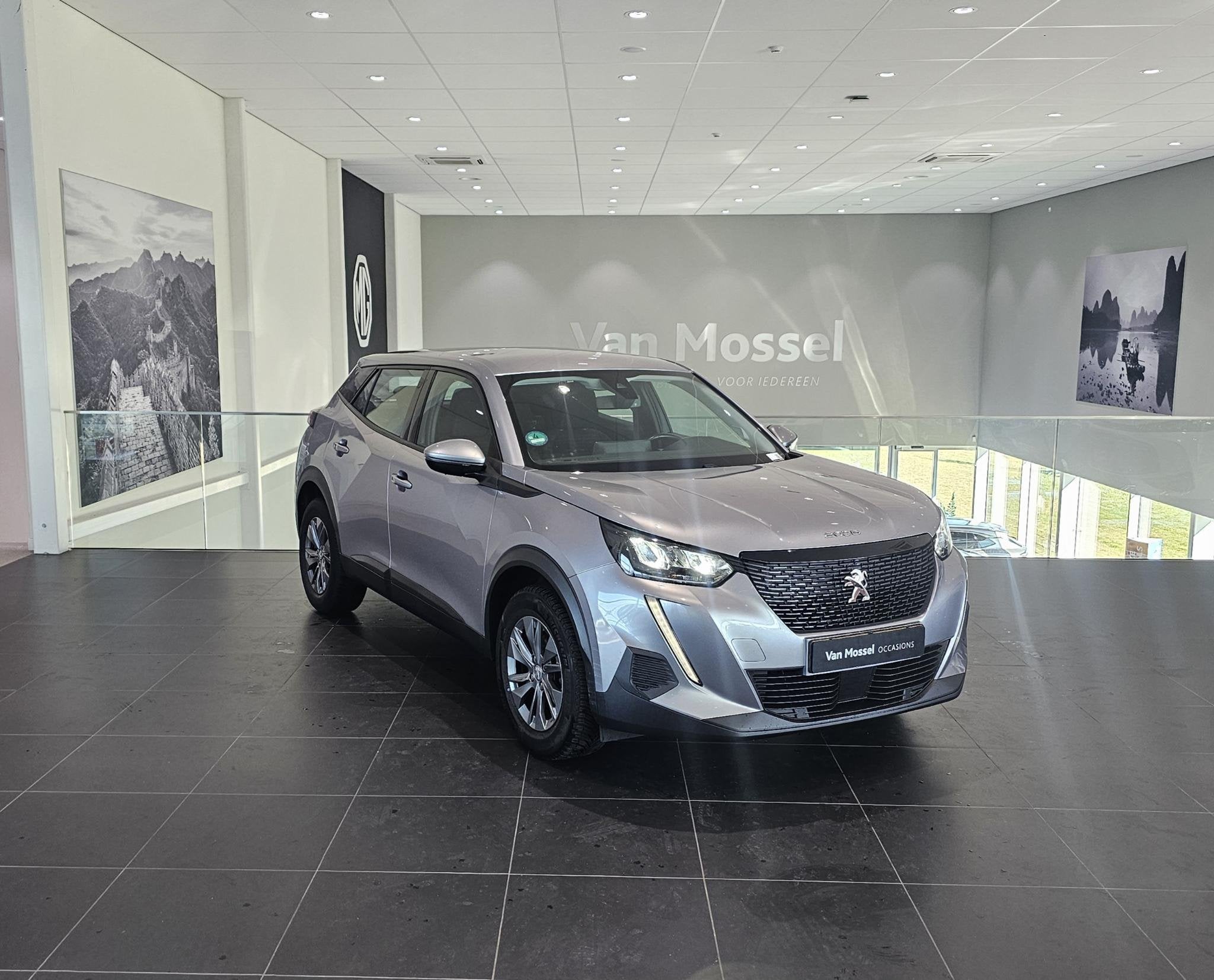 Peugeot 2008 1.2 Active Hoge instap, 12 maanden, Stof, Gebruikt, Euro 6