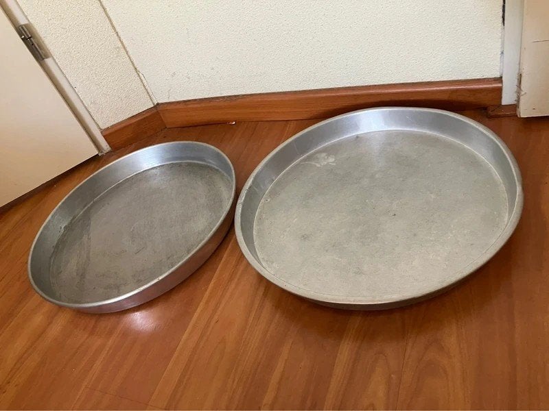 2 dienbladen, Huis en Inrichting, Woonaccessoires | Dienbladen, Ophalen of Verzenden, Zo goed als nieuw, Rechthoekig, Kunststof