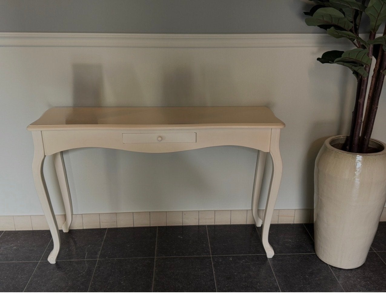 Crèmekleurige console / sitetable tafel met lade, Huis en Inrichting, Ophalen, Gebruikt, 100 tot 150 cm, Overige houtsoorten