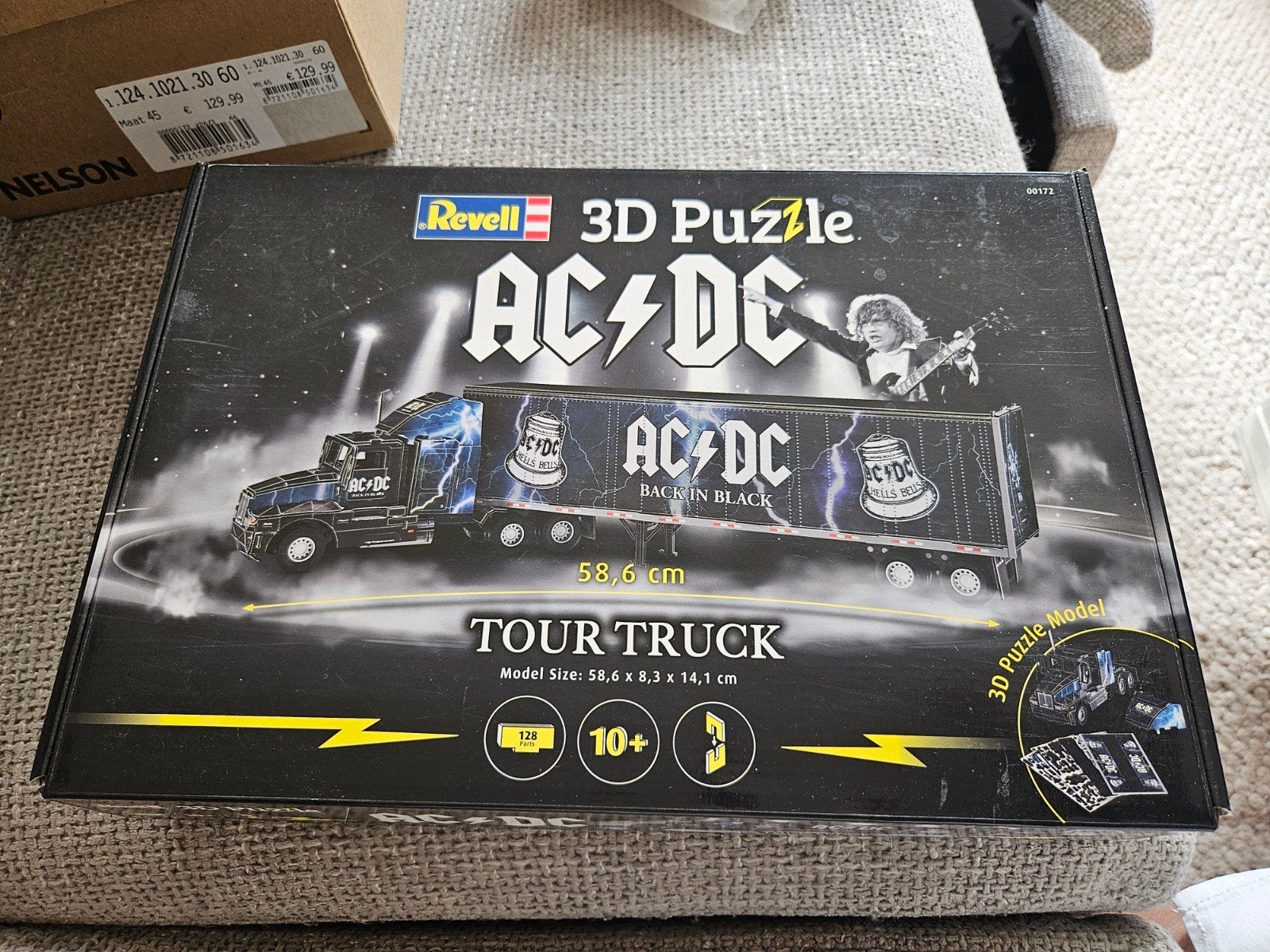 Revell 3D Puzzle AC/DC Tour Truck - Nieuw in doos, Revell, Groter dan 1:32, Nieuw, Ophalen of Verzenden