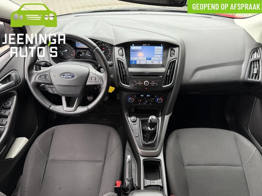 Ford Focus Wagon 1.0 Titanium|Clima|Navi|Trekhaak, Gebruikt, Origineel Nederlands, Handgeschakeld, 1216 kg