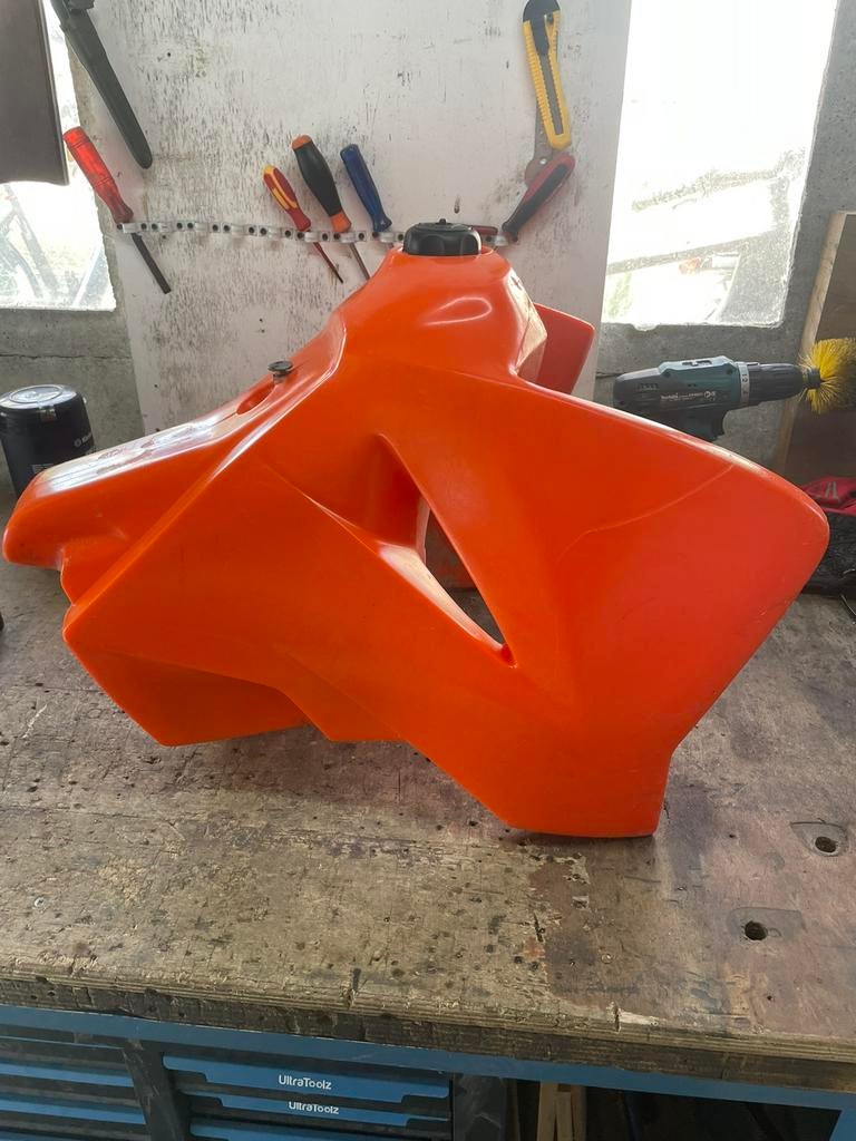 Grote tank ktm, Ophalen, Gebruikt