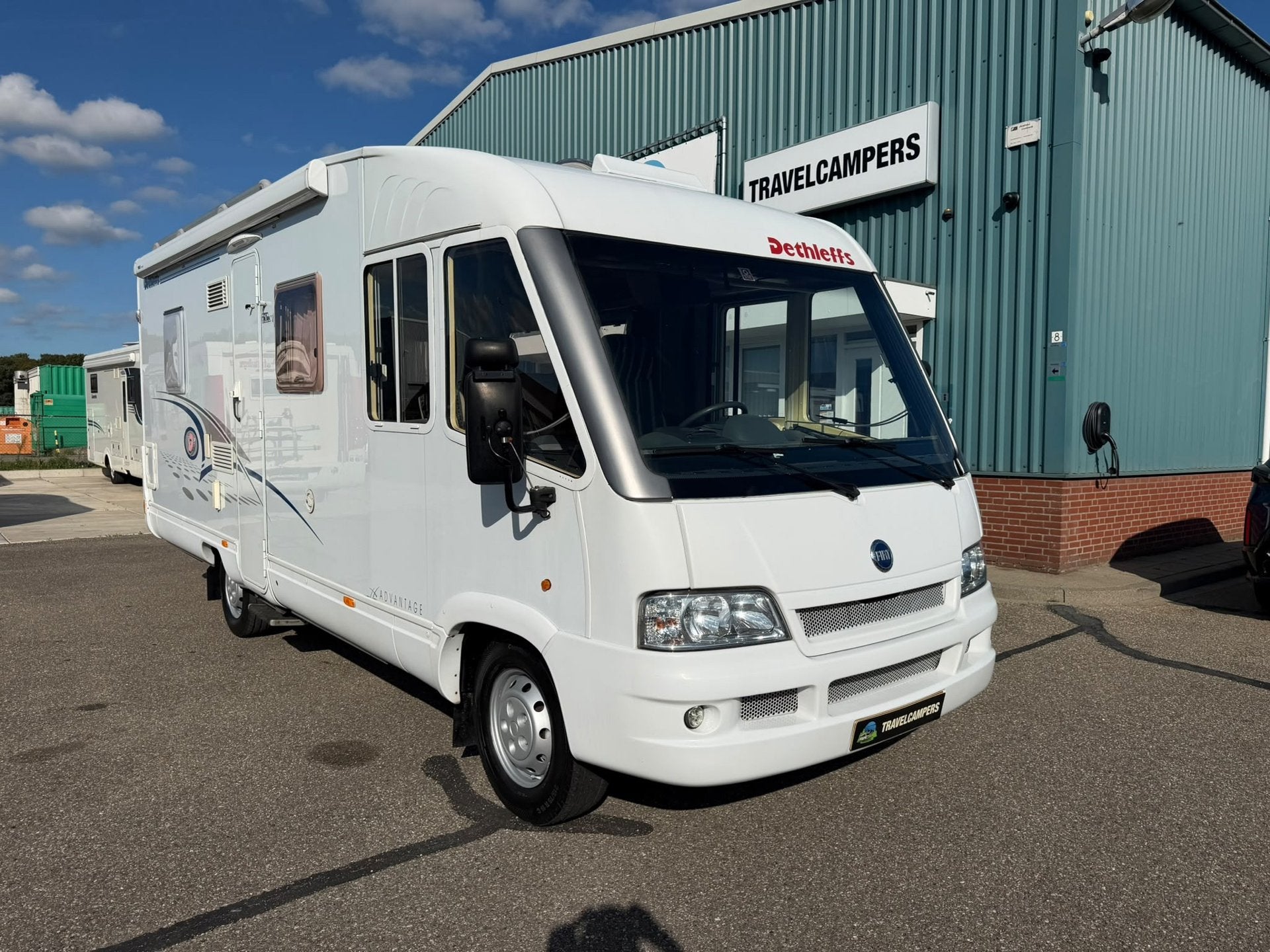 Dethleffs I 6501 B DFG5460, Caravans en Kamperen, Integraal, 6 tot 7 meter, Bedrijf, Elektrische ramen