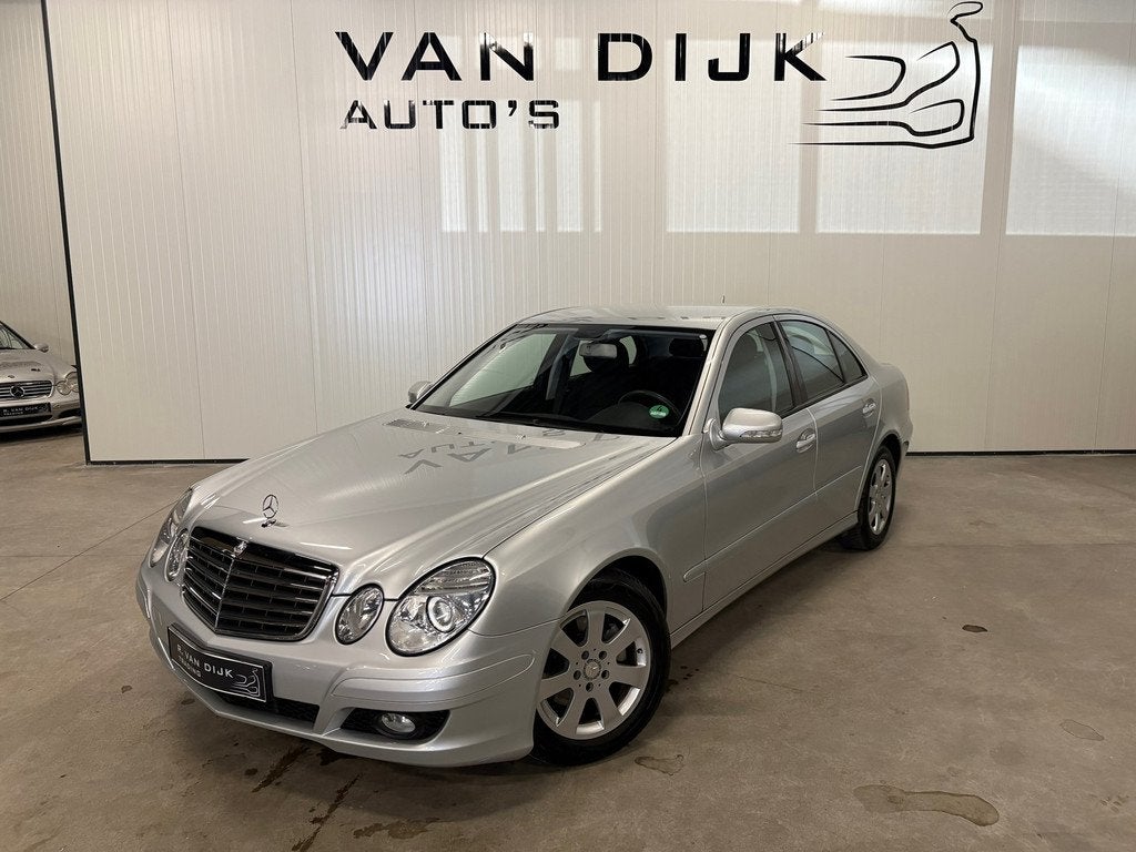 Mercedes-Benz E-klasse 200 K. Classic 1e Eigenaar W211, Gebruikt, Zwart, 4 cilinders, 1796 cc