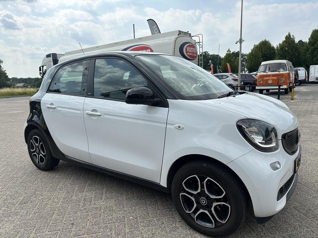 Smart ForFour 1.0 Passion 71pk | Cruise Control | Clima | Bl, Auto's, Smart, Gebruikt, Wit, Origineel Nederlands, Handgeschakeld