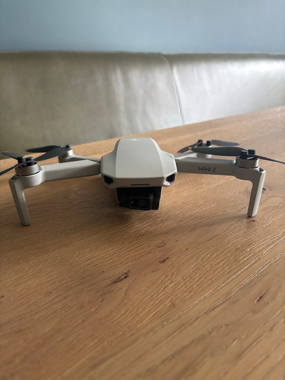 DJI Mini 2 Fly More Combo - Zo goed als nieuw, 30 tot 45 minuten, Cameradrone, Extra accu('s), 5 tot 10 kilometer