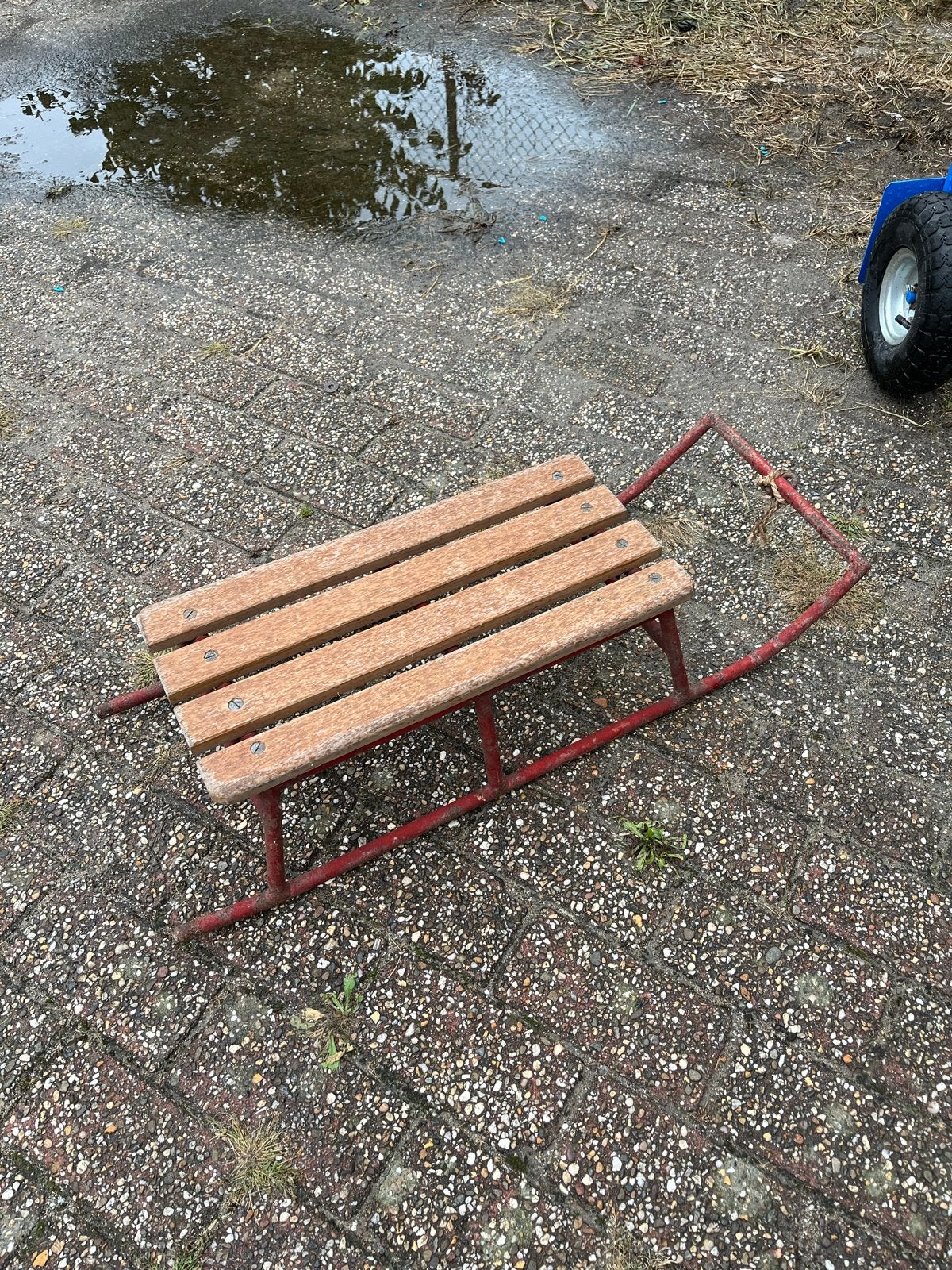 Vintage slee - Houten zitting, metalen frame, Ophalen, Gebruikt, V, V