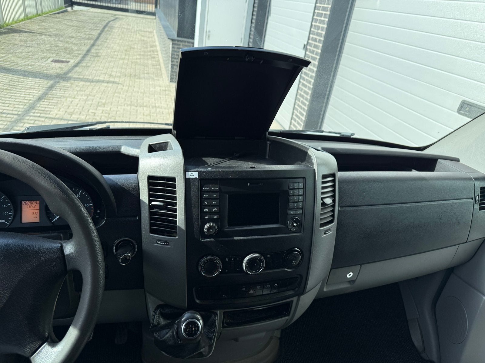 Foto 25 van Mercedes-Benz Sprinter 2014 ingebouwd