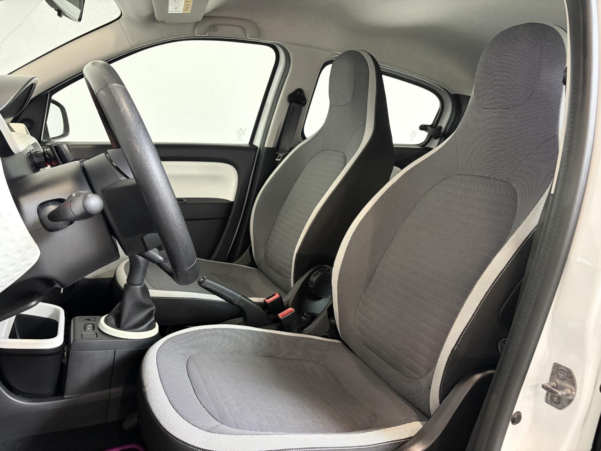 Renault Twingo 1.0 SCe Limited Airco Elektrische ramen, Auto's, Renault, 839 kg, Gebruikt, Euro 6, 4 stoelen
