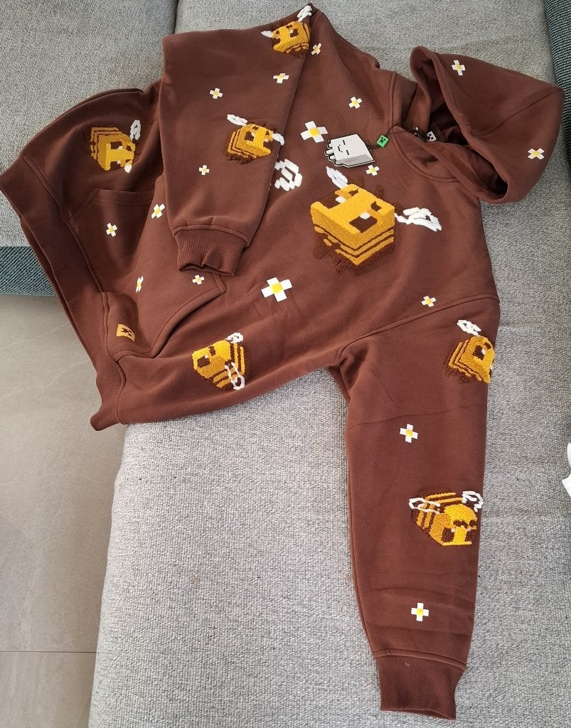Bee hoodie, Ophalen of Verzenden, Nieuw, Maat 48/50 (M), Bruin