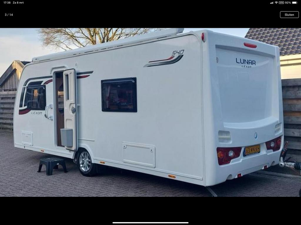 Top kwaliteit caravan Lunar Lexon 540 bouwjaar 2016., Overige merken, Bedrijf, Treinzit, 5 tot 6 meter