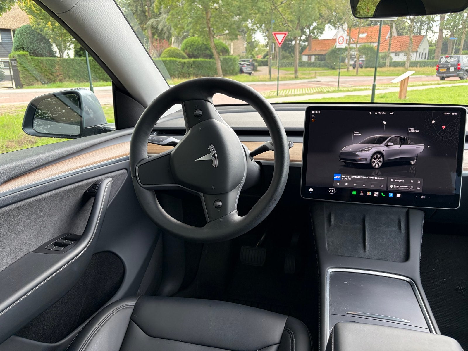Foto 7 van Tesla Model Y Long Range AWD | BTW | 1e eigenaar | Trekhaak