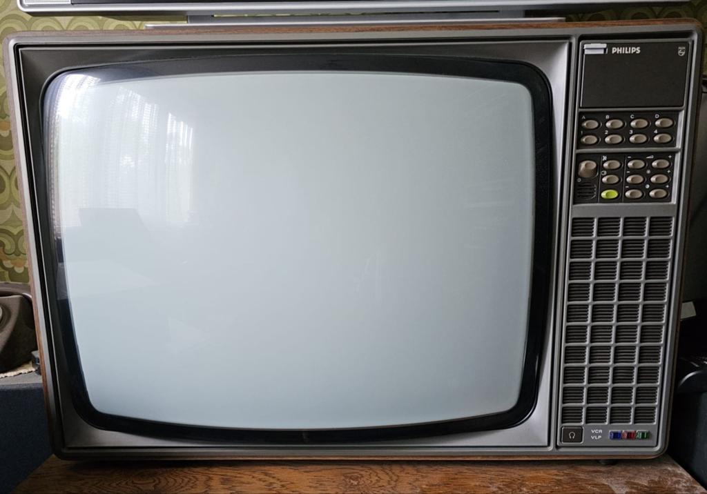 Philips tv type 26C658/50z.  Met K9 chasis, Ophalen of Verzenden, 50 Hz, Philips