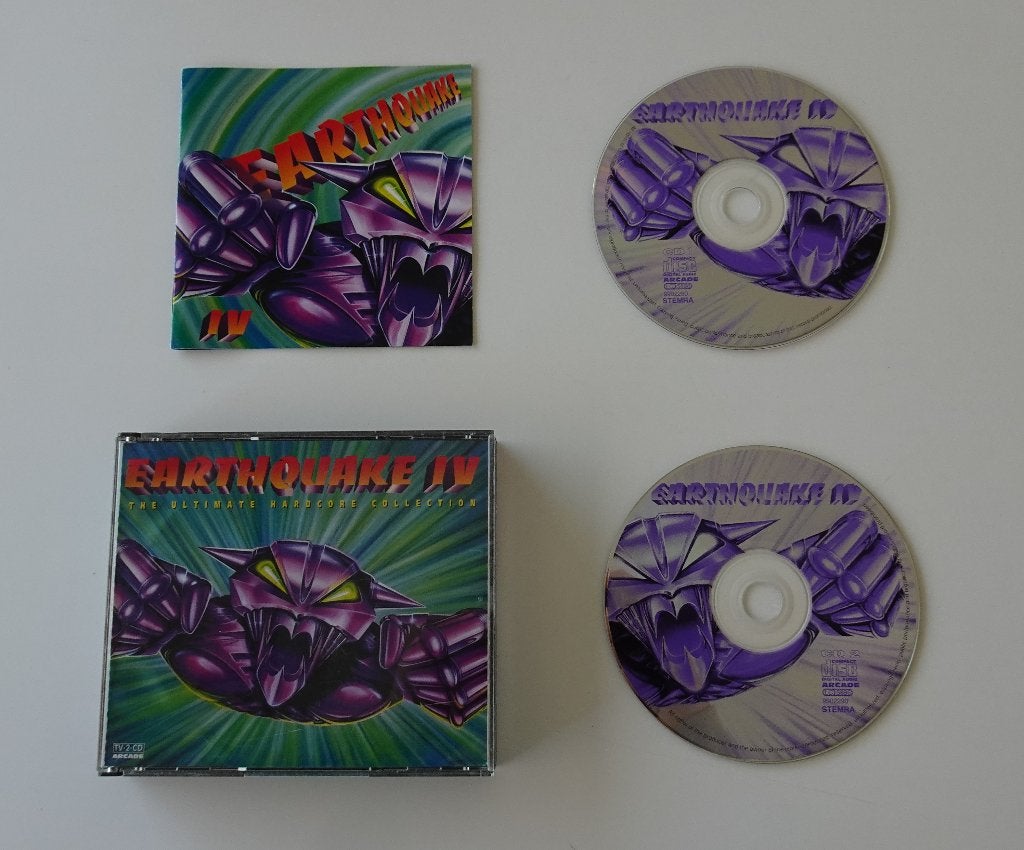 Earthquake IV : The Ultimate Hardcore Collection 2xCD 1996, Cd's en Dvd's, Cd's | Dance en House, Zo goed als nieuw, Ophalen