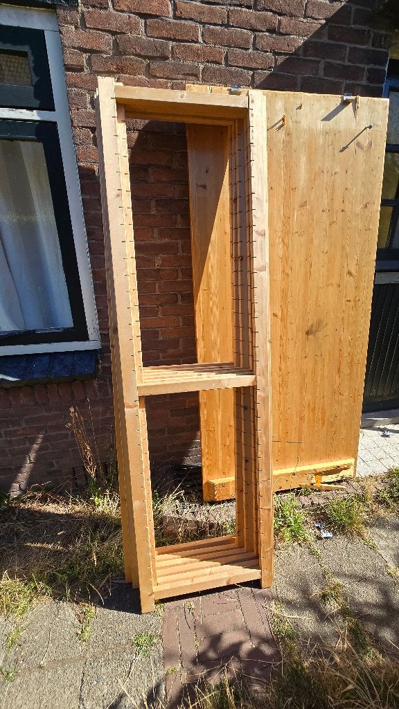staanders bruynzeel 210x60, Ophalen, Bruynzeel, Zo goed als nieuw, Info@bruynzeel.nl