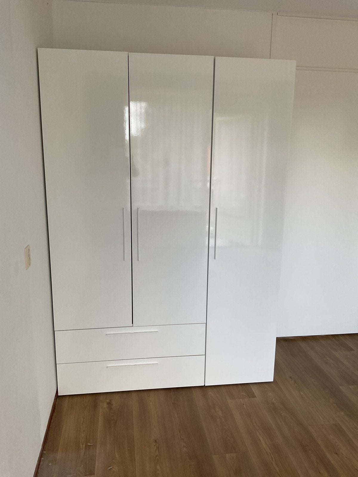 Klerenkast/linnenkast, Ophalen, Zo goed als nieuw, 50 tot 75 cm, 200 cm of meer