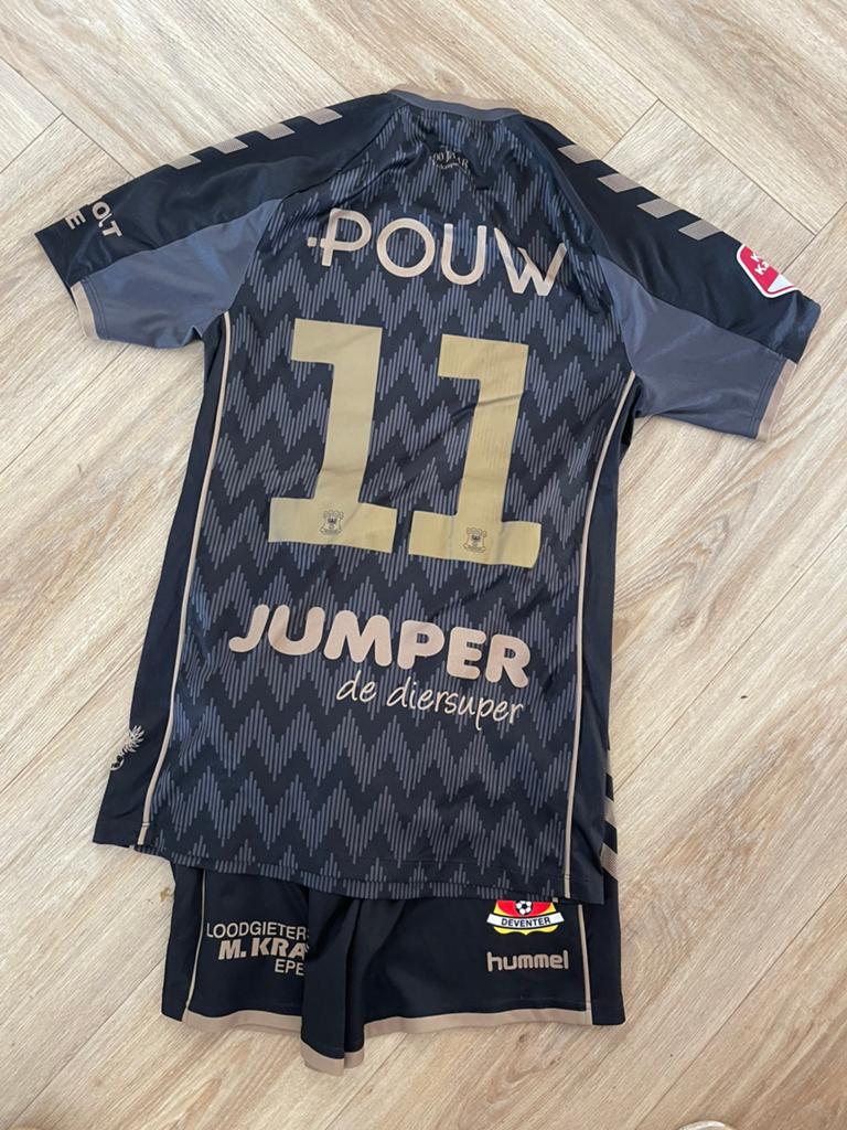 Matchworn Go ahead eagles hummel voetbal shirt broek, Verzamelen, Sportartikelen en Voetbal, Ophalen of Verzenden, Zo goed als nieuw