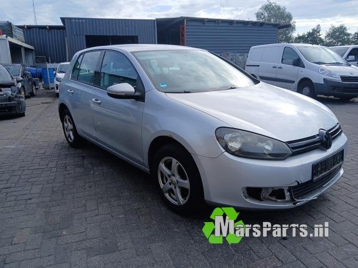 Remklauw (Tang) rechts-achter van een Volkswagen Golf, Gebruikt, -, Volkswagen, -