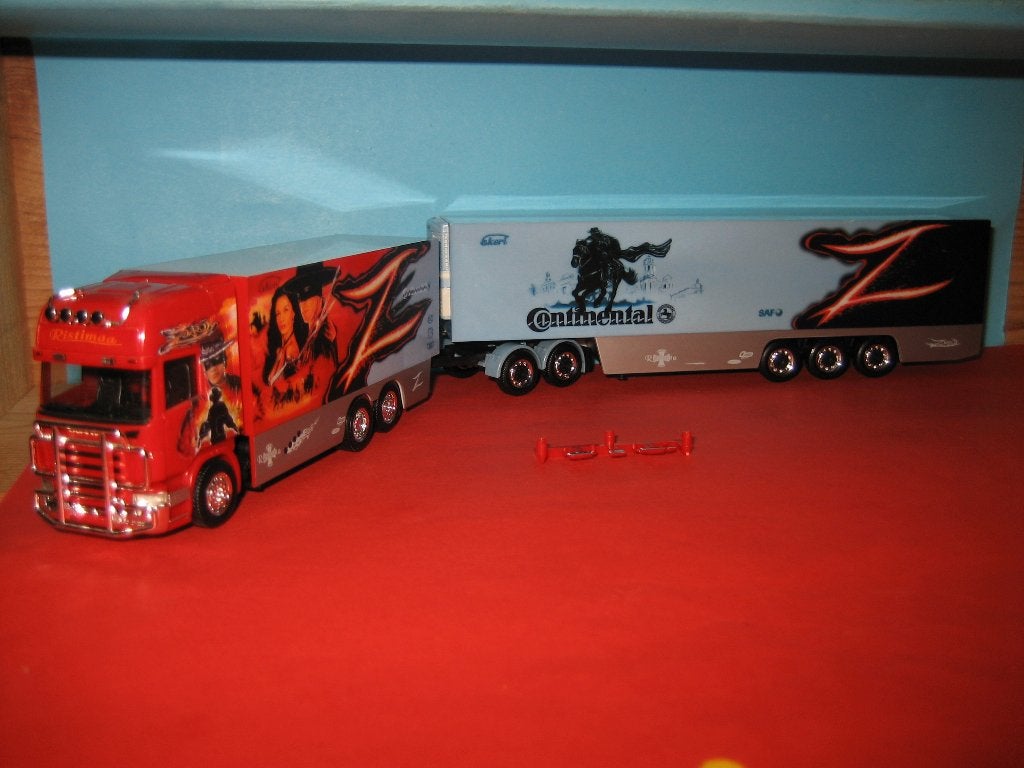 Ristimaa  Zorro  SCANIA  gigaliner  LZV  Herpa, Hobby en Vrije tijd, Modelauto's | 1:87, Ophalen of Verzenden, Zo goed als nieuw