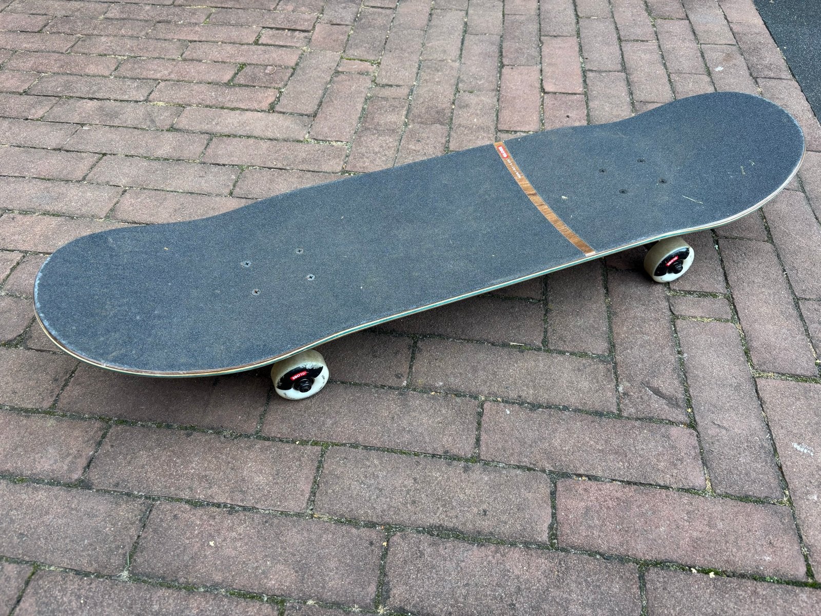 Globe Skateboard - Resin 7 Ply / 8.375, Sport en Fitness, Skateboarden, Ophalen, Zo goed als nieuw, Skateboard