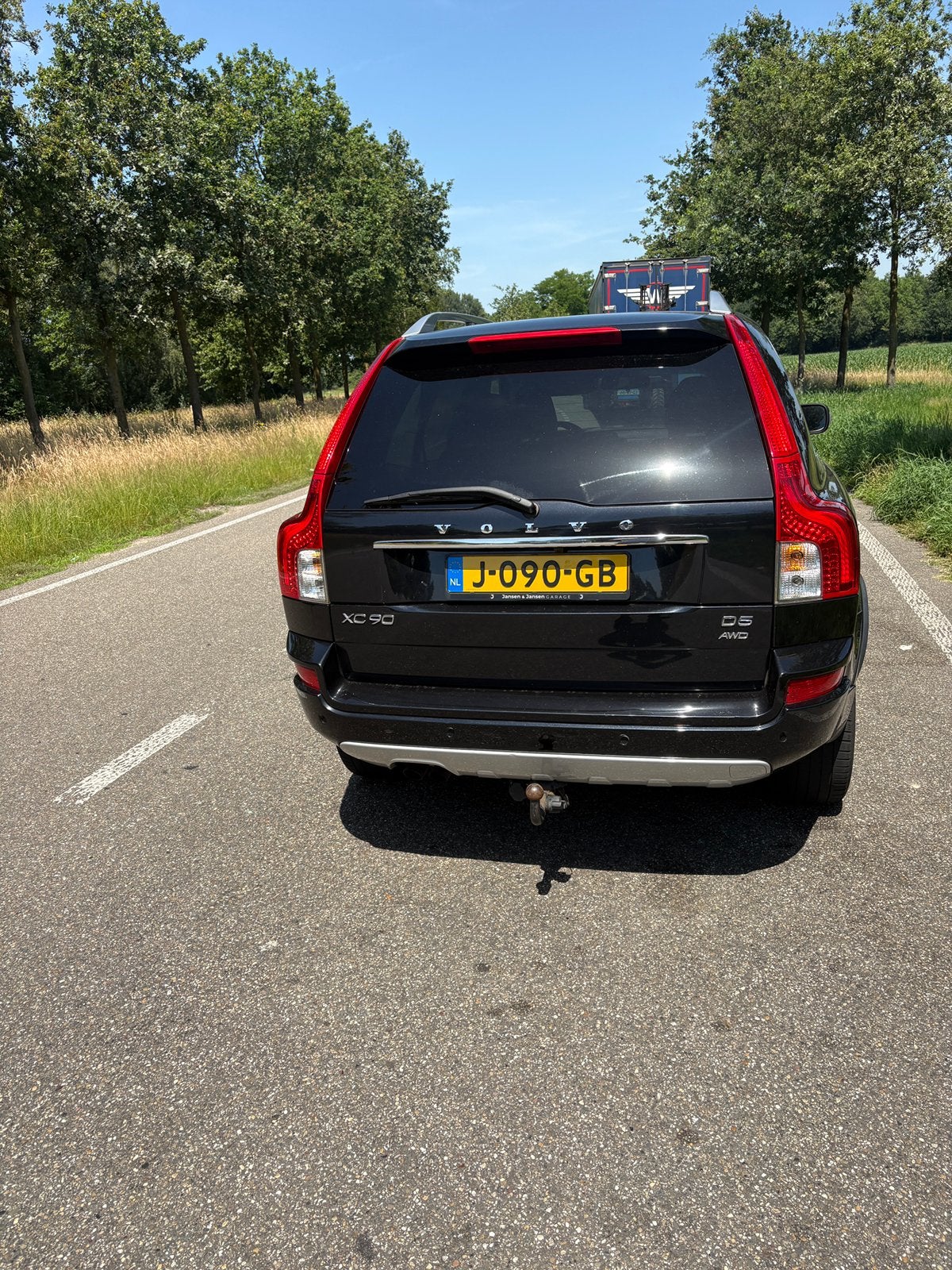 Volvo XC90 2.4 D5 Geartronic AWD 7-ST 2014 Zwart, 241 €/maand, 7 stoelen, Zwart, Bedrijf