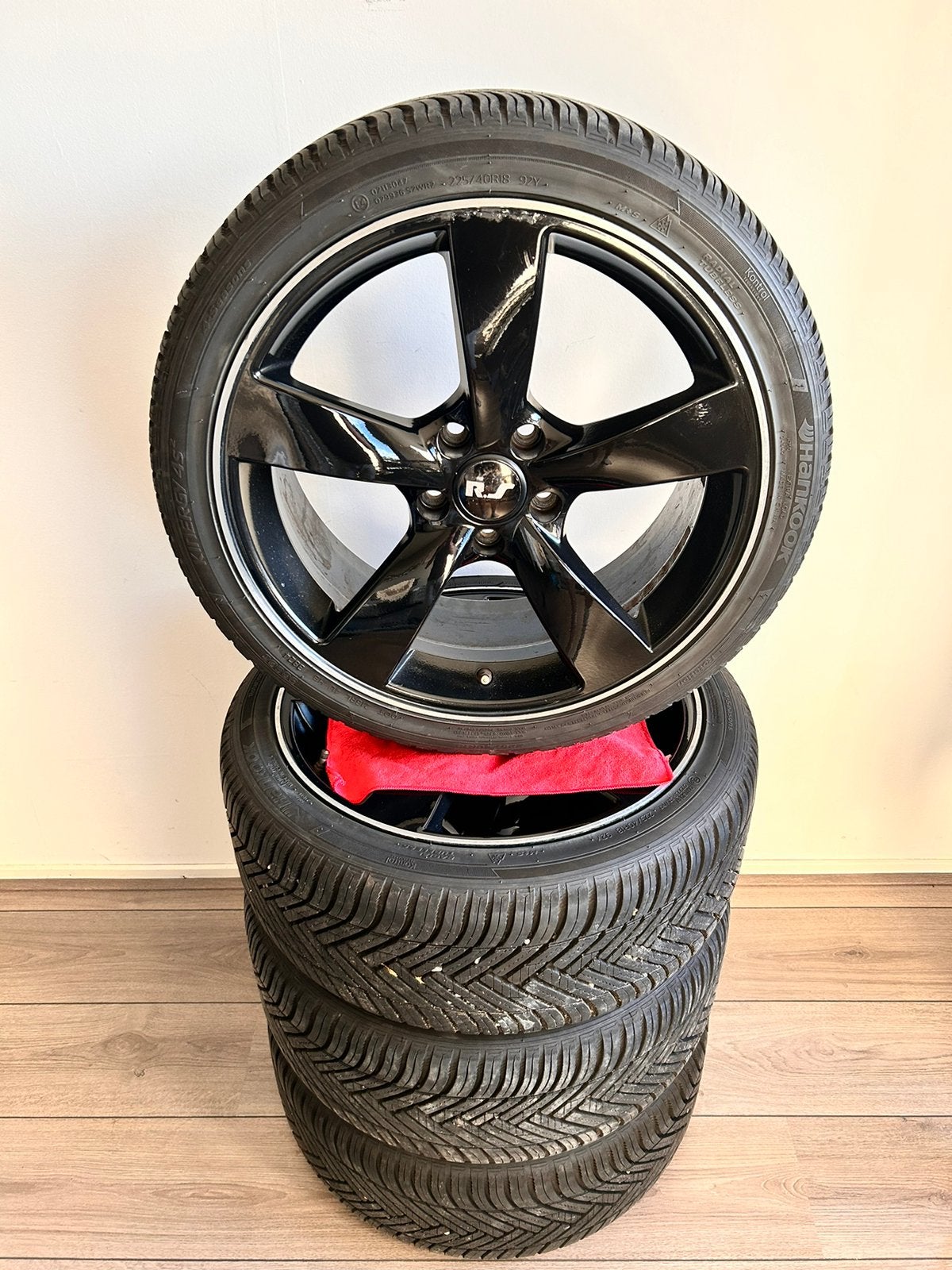 18” velgen 5x112 VW/Audi/Seat/Skoda/ all-season 225/40 R18, Ophalen, 18 inch, Gebruikt, Banden en Velgen