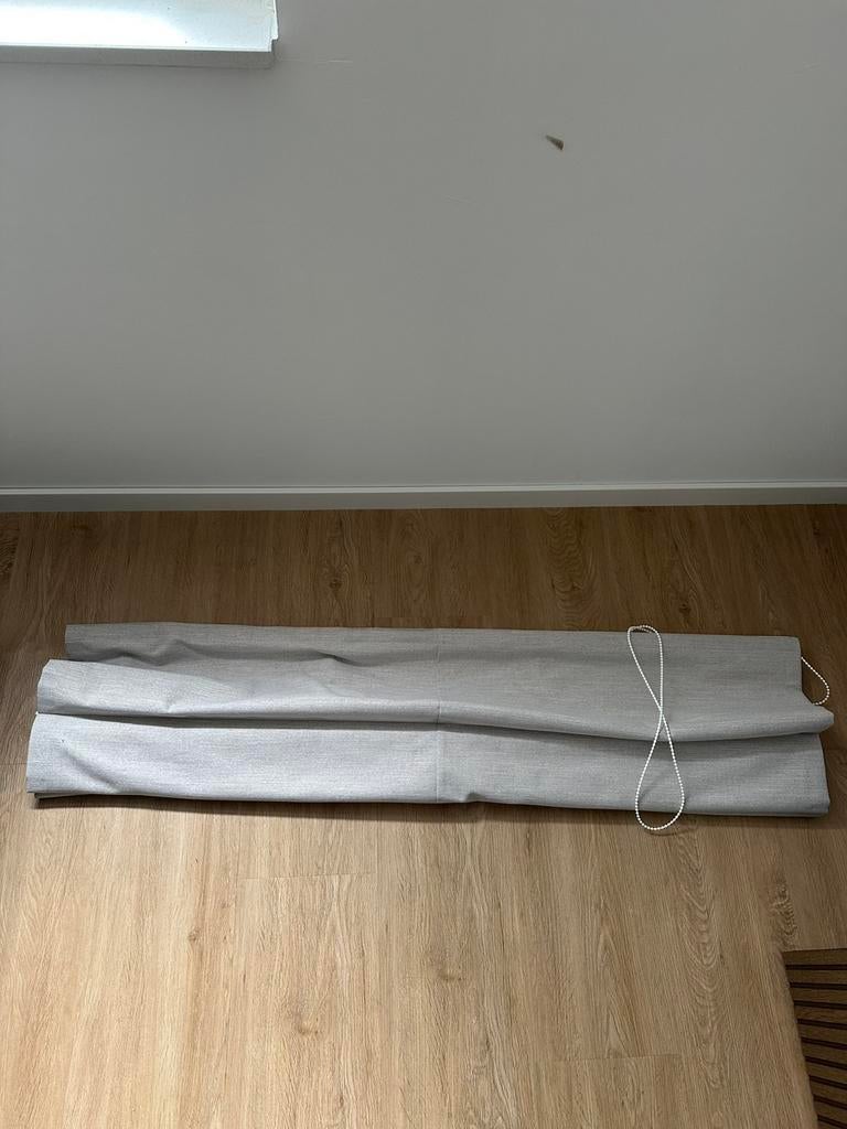 Karwei vouwgordijn 135 x 223 cm kleur kiezel stof bas, Huis en Inrichting, Ophalen, Gebruikt, 100 tot 150 cm, 200 cm of meer