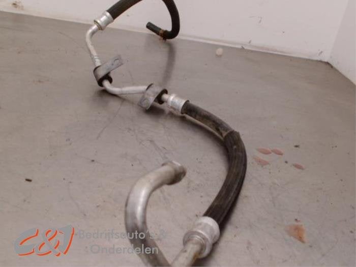 Stuurbekrachtiging Leiding van een Renault Trafic, Gebruikt, -, Renault, -
