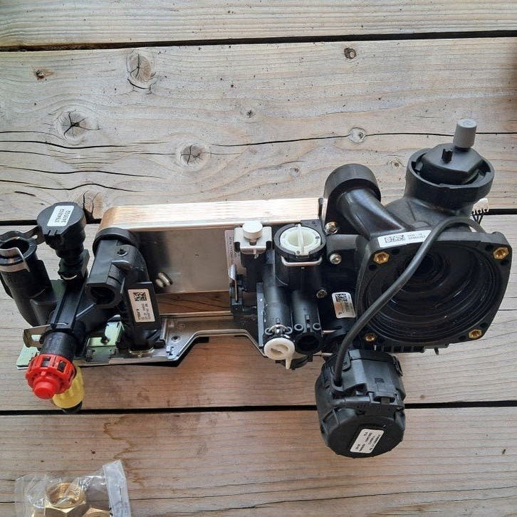 Remeha avanta ace 28c CW4 hydroblok compleet 773668, 30 tot 80 cm, Cv-ketel of Combi-ketel, Minder dan 60 cm, Ophalen of Verzenden