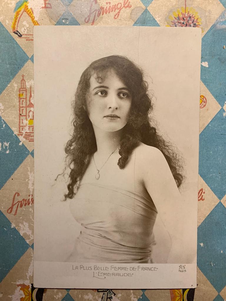 Agnès Souret - La plus belle femme de France l’emeraude (SL), Ophalen of Verzenden, Voor 1920, Ongelopen, Sterren en Beroemdheden