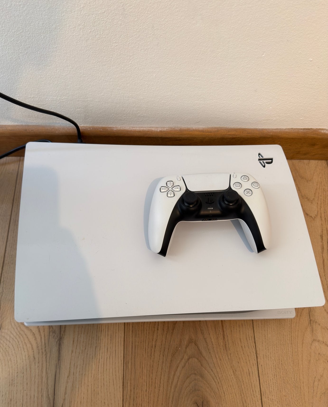 Playstation 5 disk versie met 2tb ssd en 4 games, Spelcomputers en Games, Spelcomputers | Sony PlayStation 5, Ophalen, Zo goed als nieuw