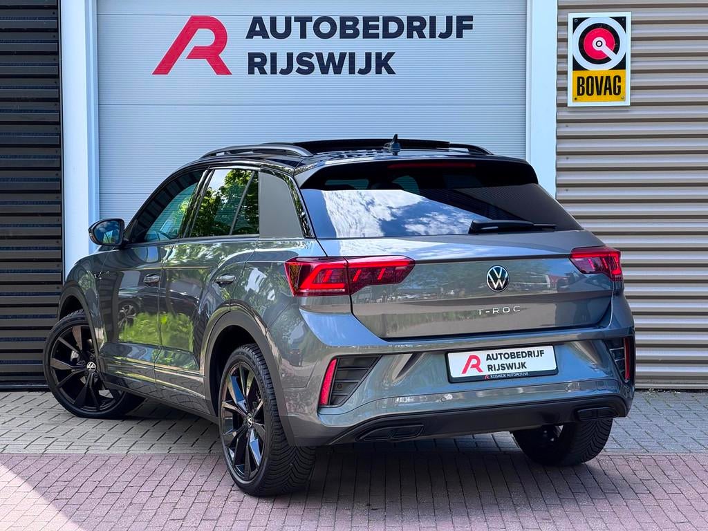 Volkswagen T-Roc 1.5 TSI R-Line Pano/Leer/Beats/Keyless, Auto's, Volkswagen, 12 maanden, 1258 kg, 4 cilinders, Bedrijf