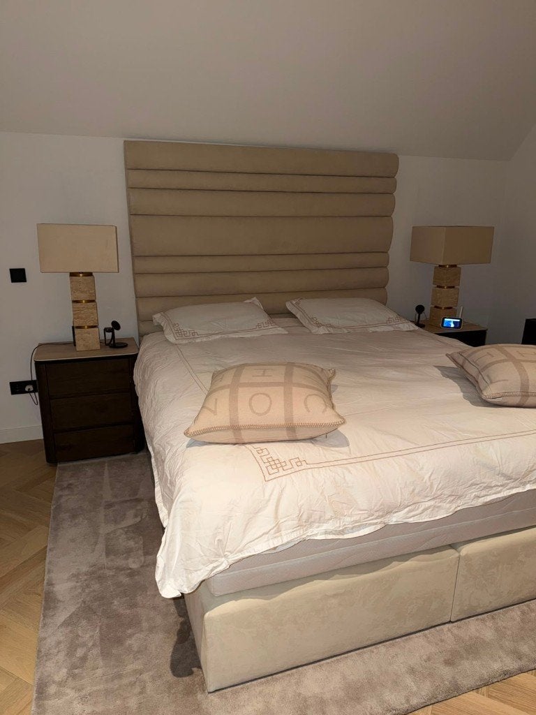 Head Boards maatwerk boxspring Mercic Blues 304 Suede, Head Boards, Info@abitare-interiors.com, Beige, Tweepersoons