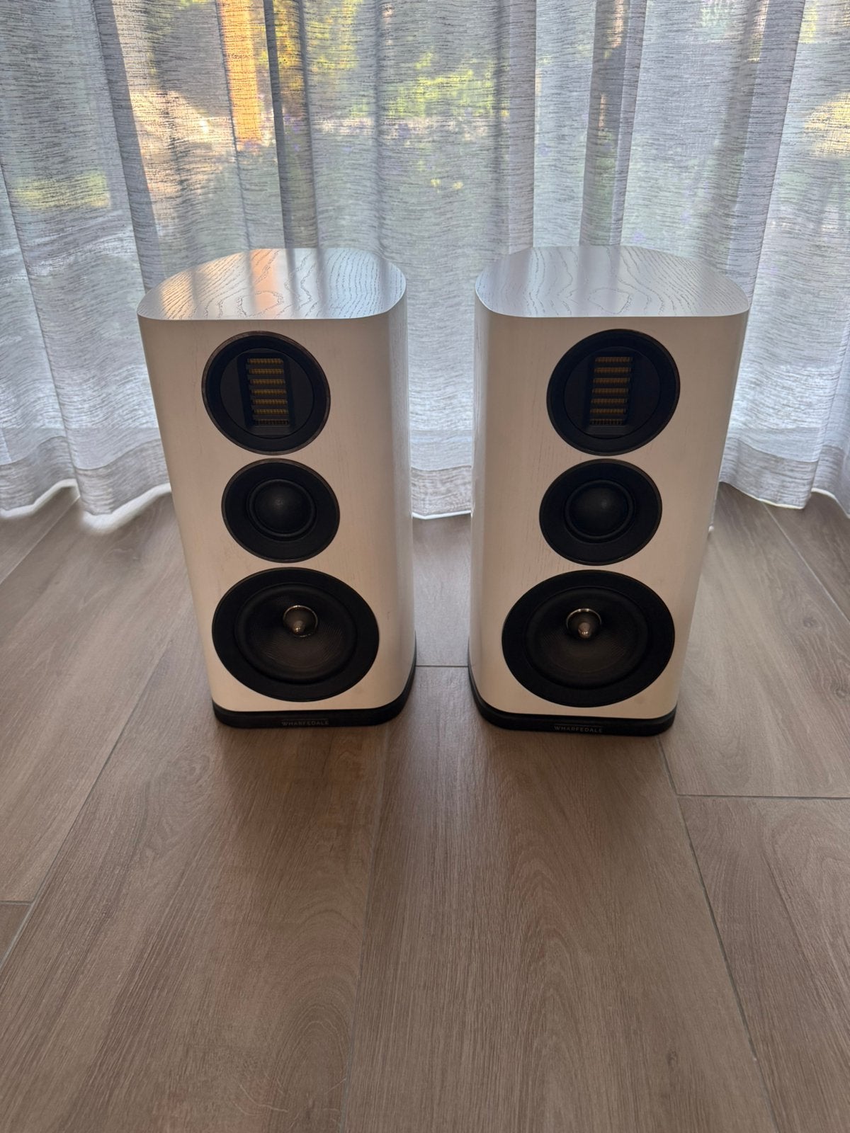 Wharfedale EVO 4.2 Boekenplank Luidspreker - Wit, Wharfedale, Ophalen of Verzenden, Zo goed als nieuw, 60 tot 120 watt