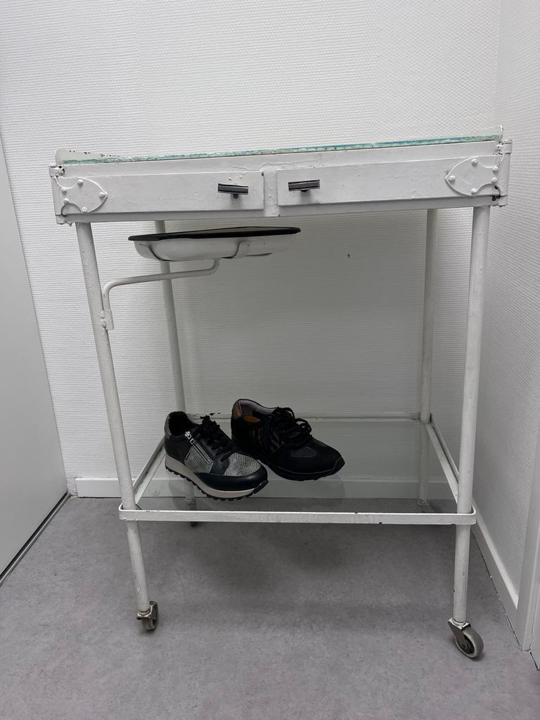 Vintage medisch tafel, Ophalen