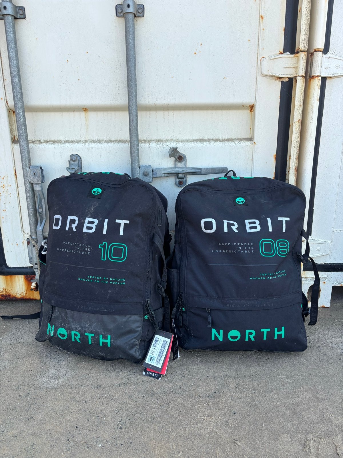 North Orbit 2024 Kitesurf Kite 10m en 8m met Navigator Bar, Watersport en Boten, Ophalen, Zo goed als nieuw, 10 m², Bar