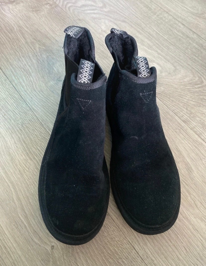 Zwarte UGG laarzen - Zo goed als nieuw, Kleding | Heren, Ophalen of Verzenden, Zo goed als nieuw, Zwart