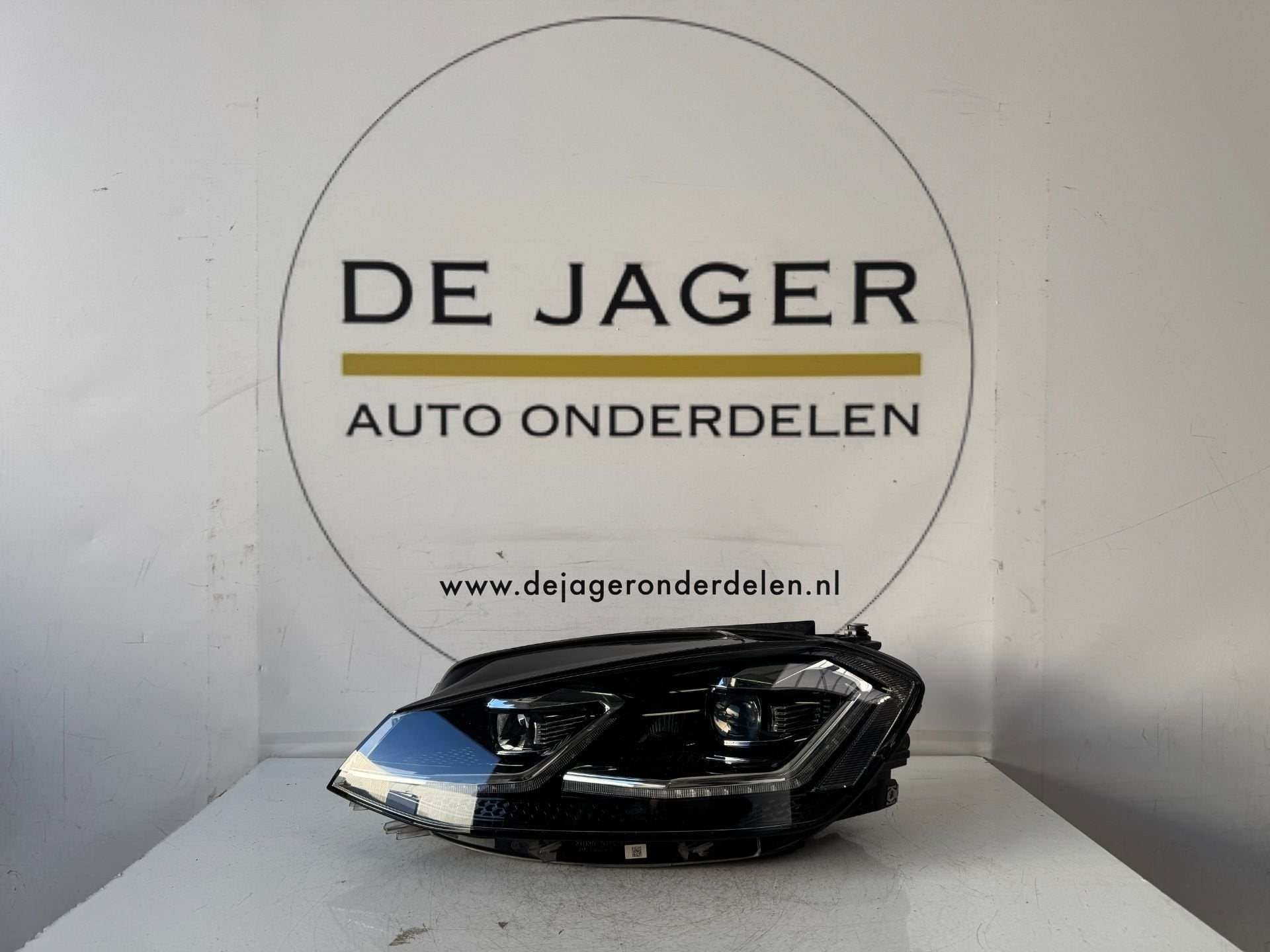 VW GOLF 7 7.5 FACELIFT VOL LED KOPLAMP 5G1941035C LINKS, Auto-onderdelen, Verlichting, Gebruikt, Volkswagen, Volkswagen AG, Berliner Ring 2
38440  Wolfsburg, DE