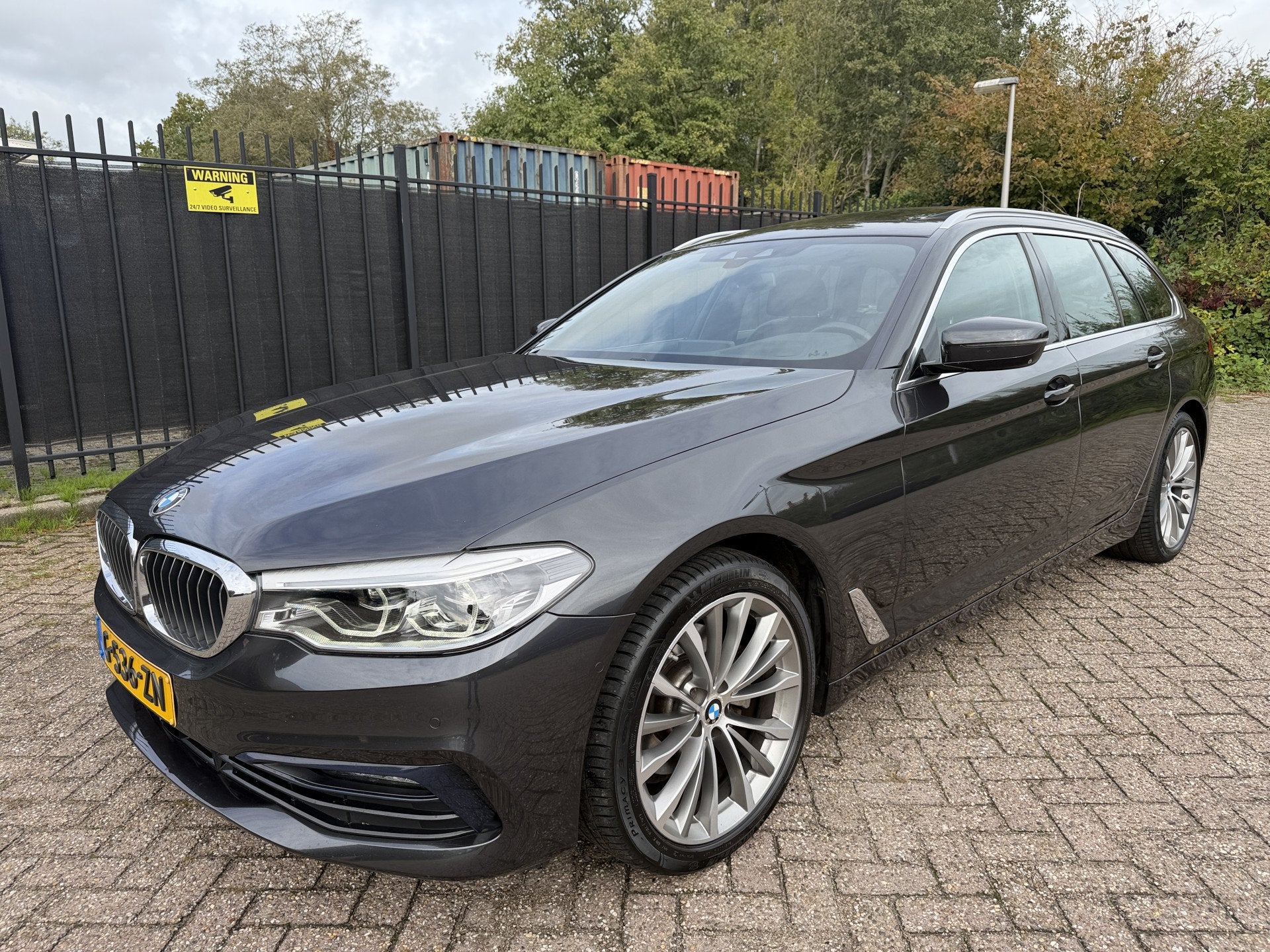 BMW 5 Serie Touring 520i High Executive Edition Luxury Line, Automaat, 1998 cc, Achterwielaandrijving, Euro 6