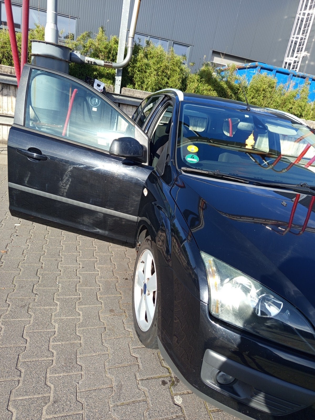 Foto 5 van Ford Focus 1.6 74KW Wagon 2005 Zwart
