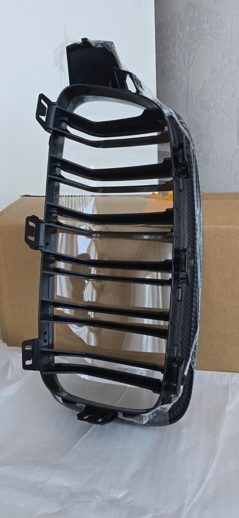 Nieuwe Grille voor BMW - Carbon Look, Auto-onderdelen, Carrosserie en Plaatwerk, Voor, Nieuw, Ophalen of Verzenden, Bumper