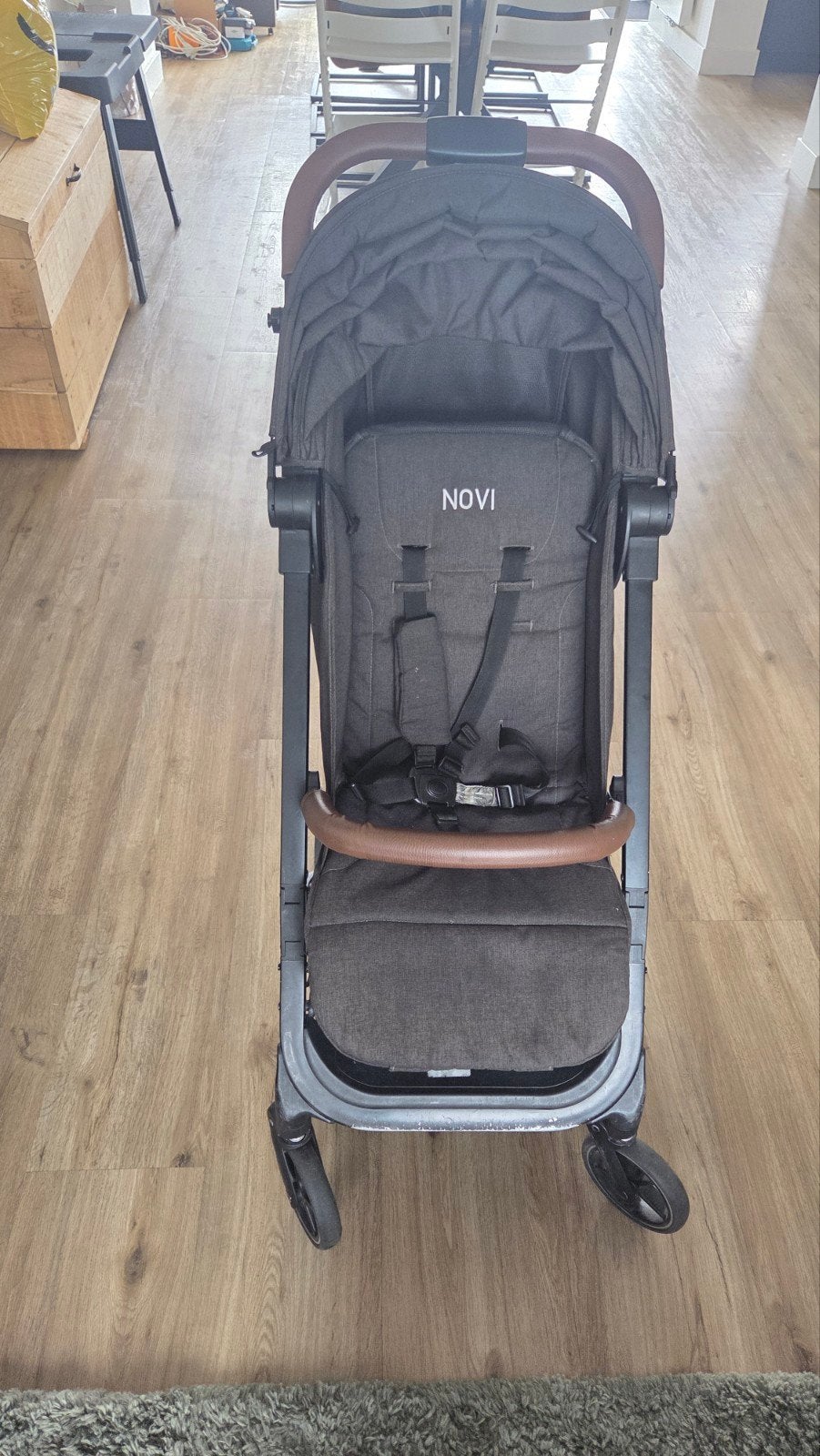 Novi kinderwagen - Compact en handig, Ophalen, Gebruikt, Overige merken, Verstelbare rugleuning