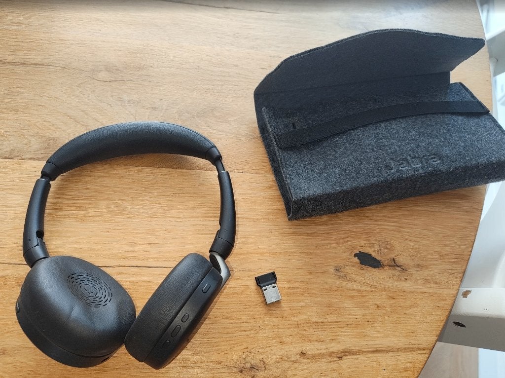 Zo goed als nieuwe Jabra Evolve2 65 Flex headset-inklapbaar, Computers en Software, Headsets, On-ear, Ophalen of Verzenden, Zo goed als nieuw