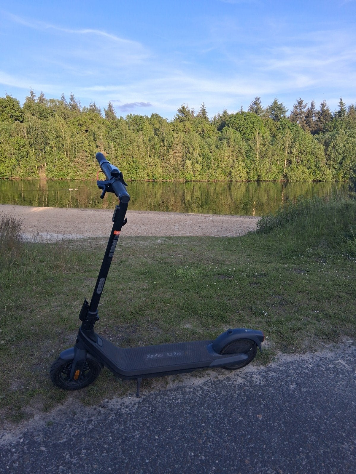 ninebot e2 pro (elektrische step) l, Fietsen en Brommers, Steps, Zo goed als nieuw, Elektrische step (E-scooter), Ophalen