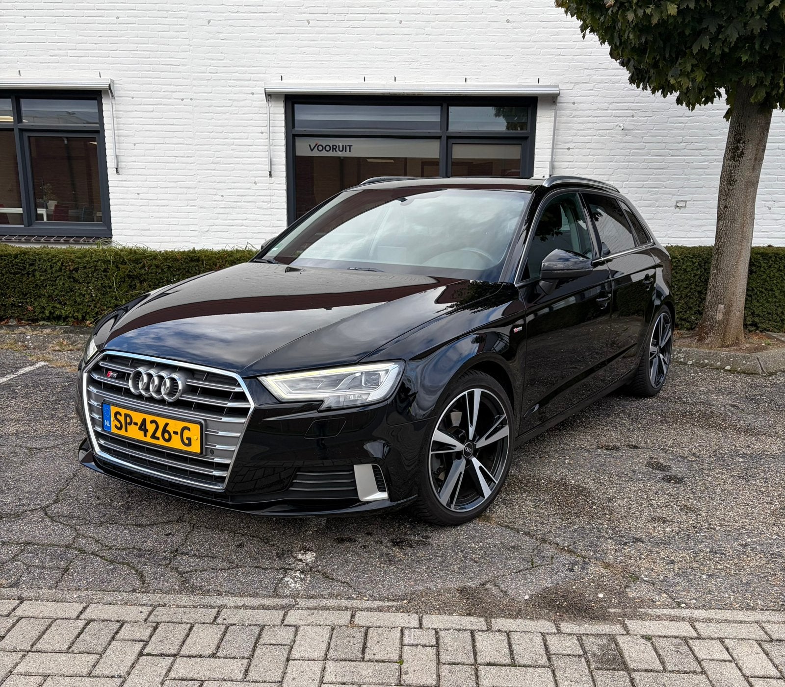Audi A3 S-Line | Zwart | Xenon 18 inch, Auto's, Dealer onderhouden, Stof, Zwart, 620 kg