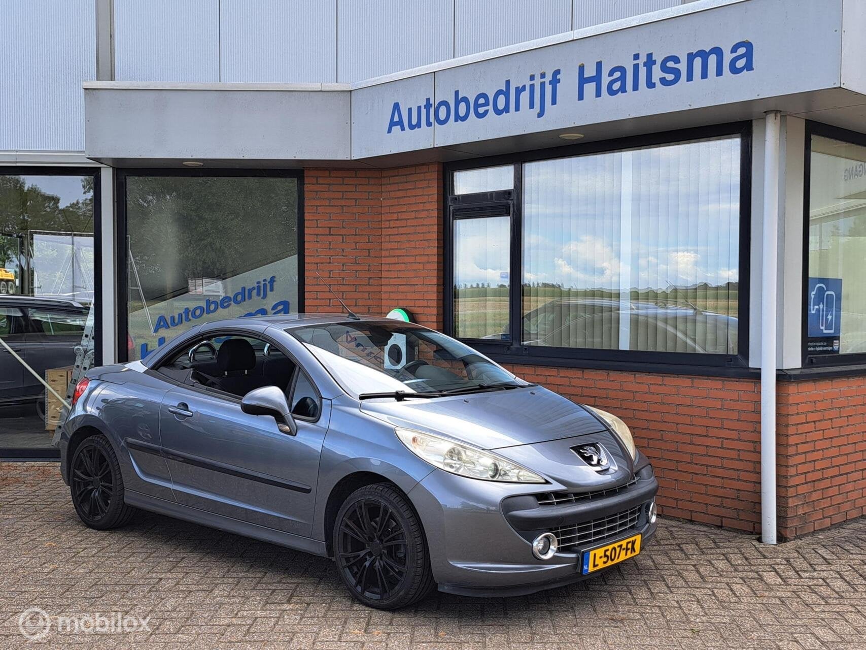 Peugeot 207 CC 1.6-16V T APK tot 19-08-2027, Auto's, Peugeot, Voorwielaandrijving, Gebruikt, 4 cilinders, 4 stoelen