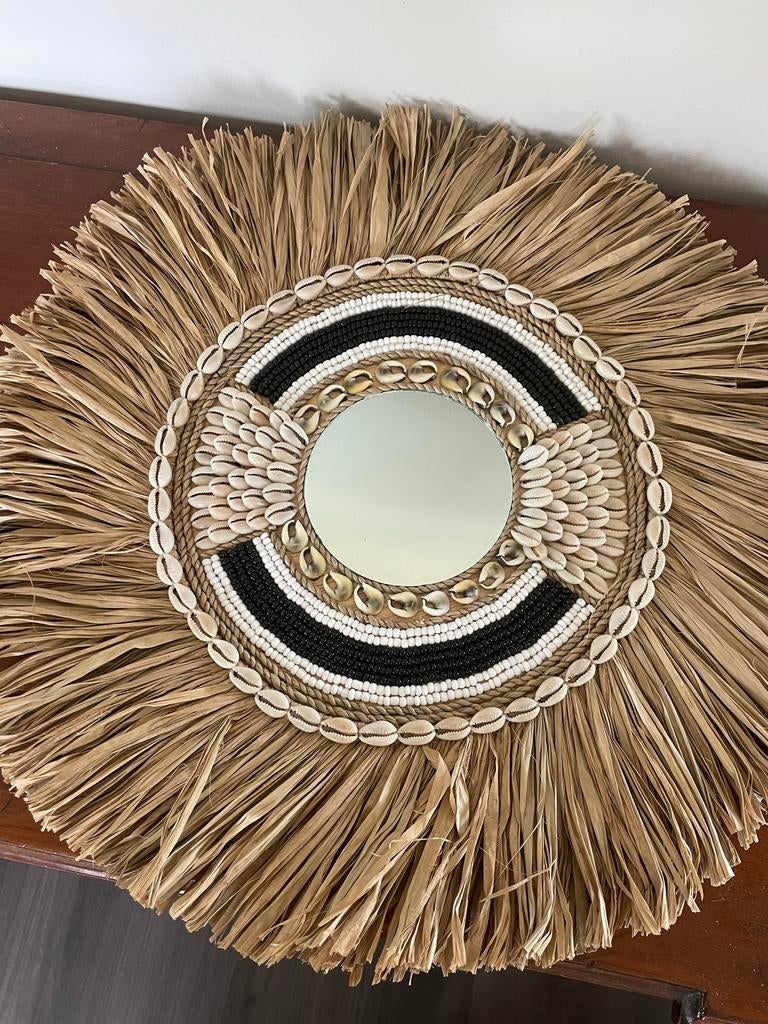 Boho spiegel met schelpen en raffia - 40 cm diameter, Huis en Inrichting, Woonaccessoires | Spiegels, Minder dan 50 cm, Rond, Ophalen of Verzenden